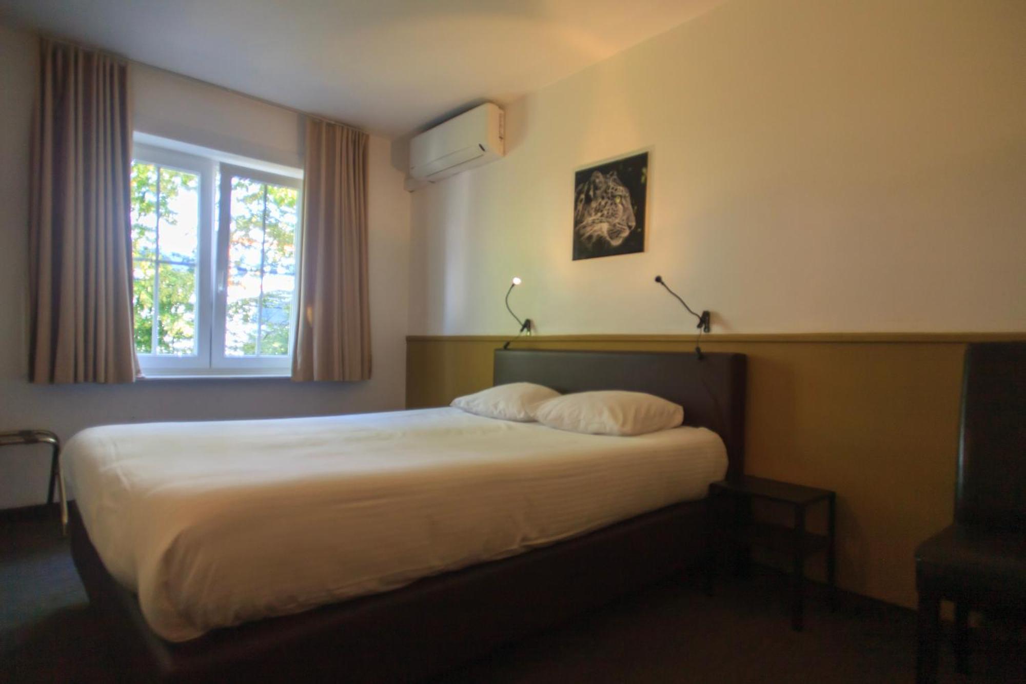 St-Janshof Hotel Waregem Exterior foto